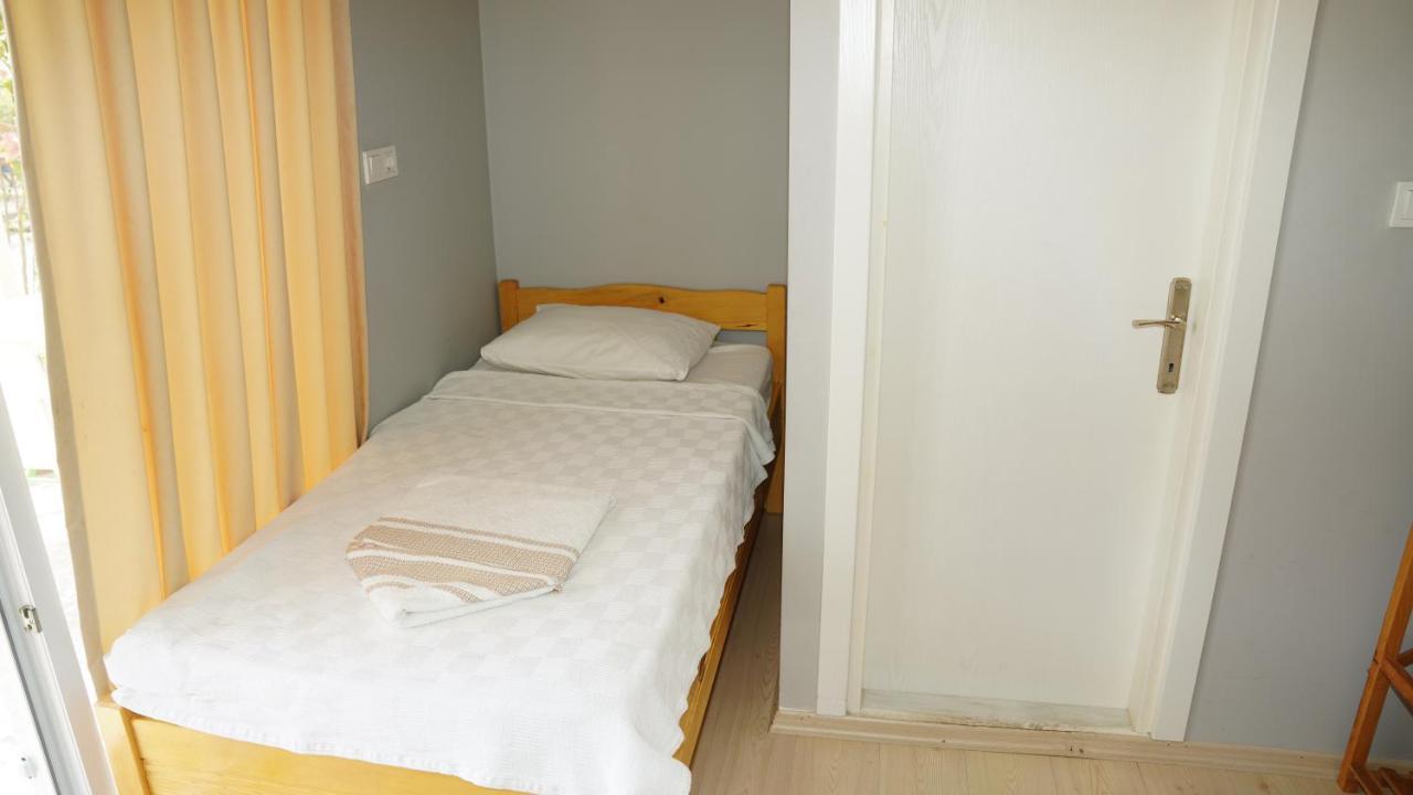 Yelken Bungalov Bed and Breakfast Milas Esterno foto